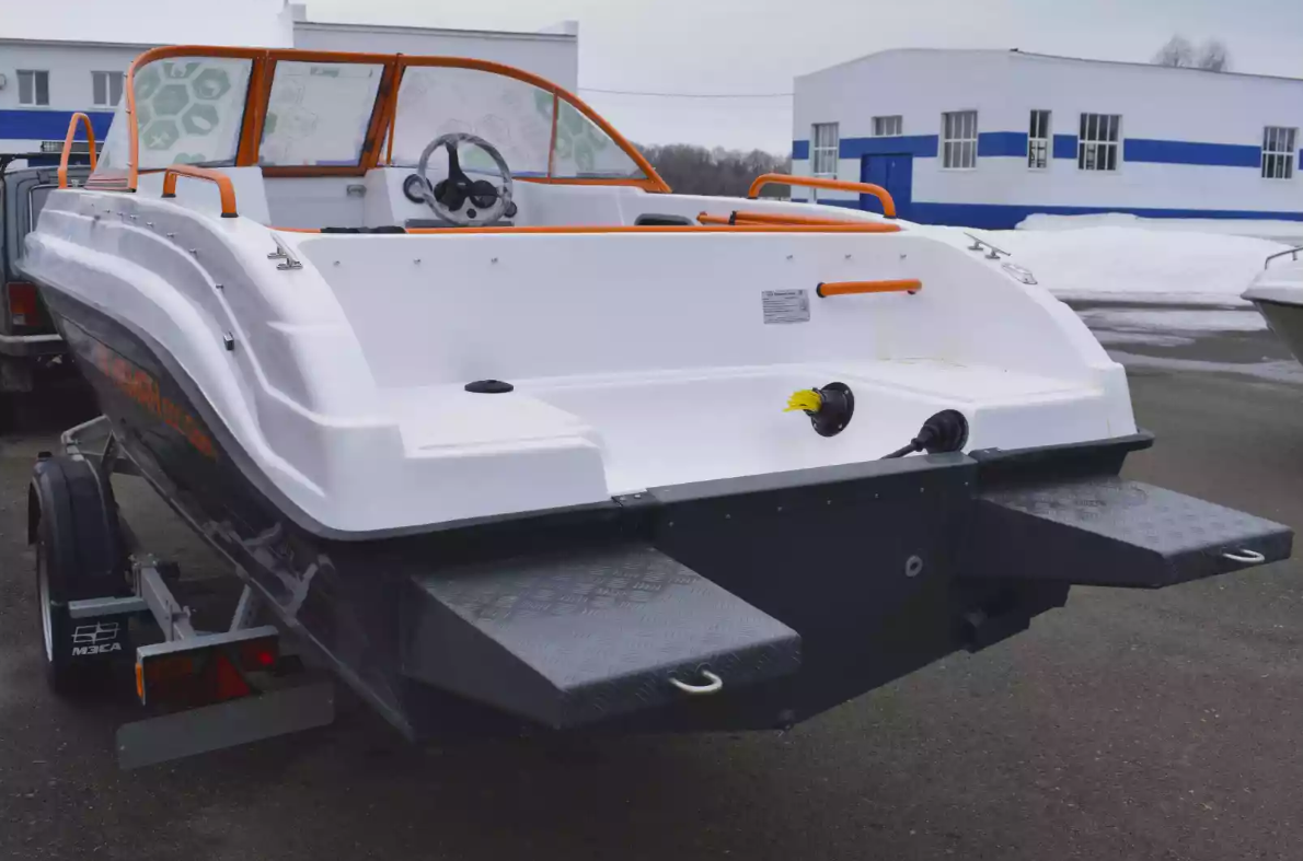 Комбинированный катер Neman-500 Open в Екатеринбурге