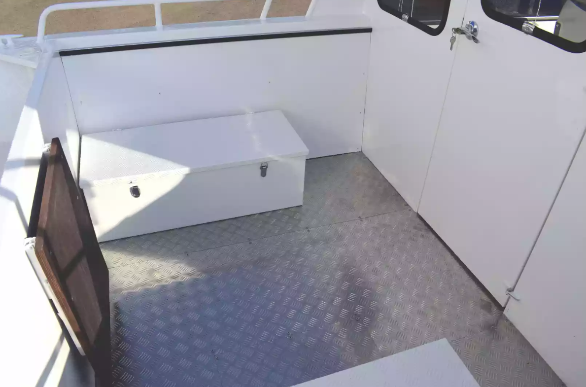 Алюминиевый катер Wyatboat-660 Cabin в Екатеринбурге