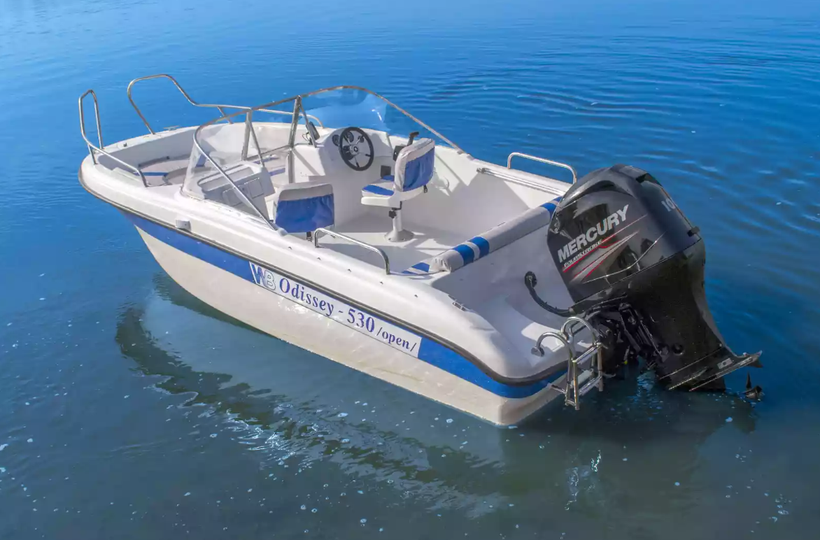 Стеклопластиковый катер Neman-530 Open в Екатеринбурге