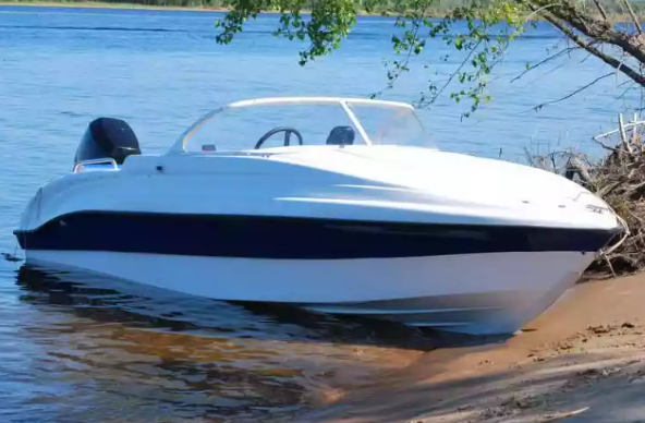 Стеклопластиковый катер Neman-500 Р в Екатеринбурге