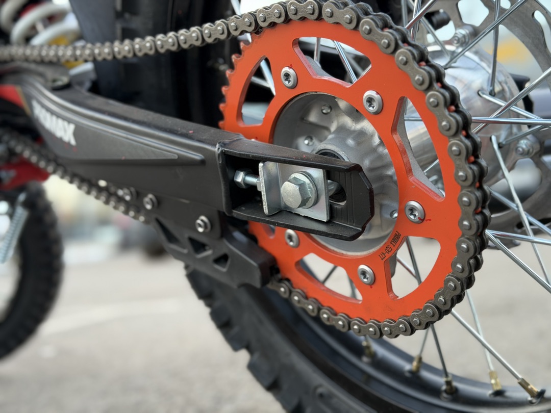 Кроссовый мотоцикл (эндуро) PROMAX BERNAUT 400 в Екатеринбурге