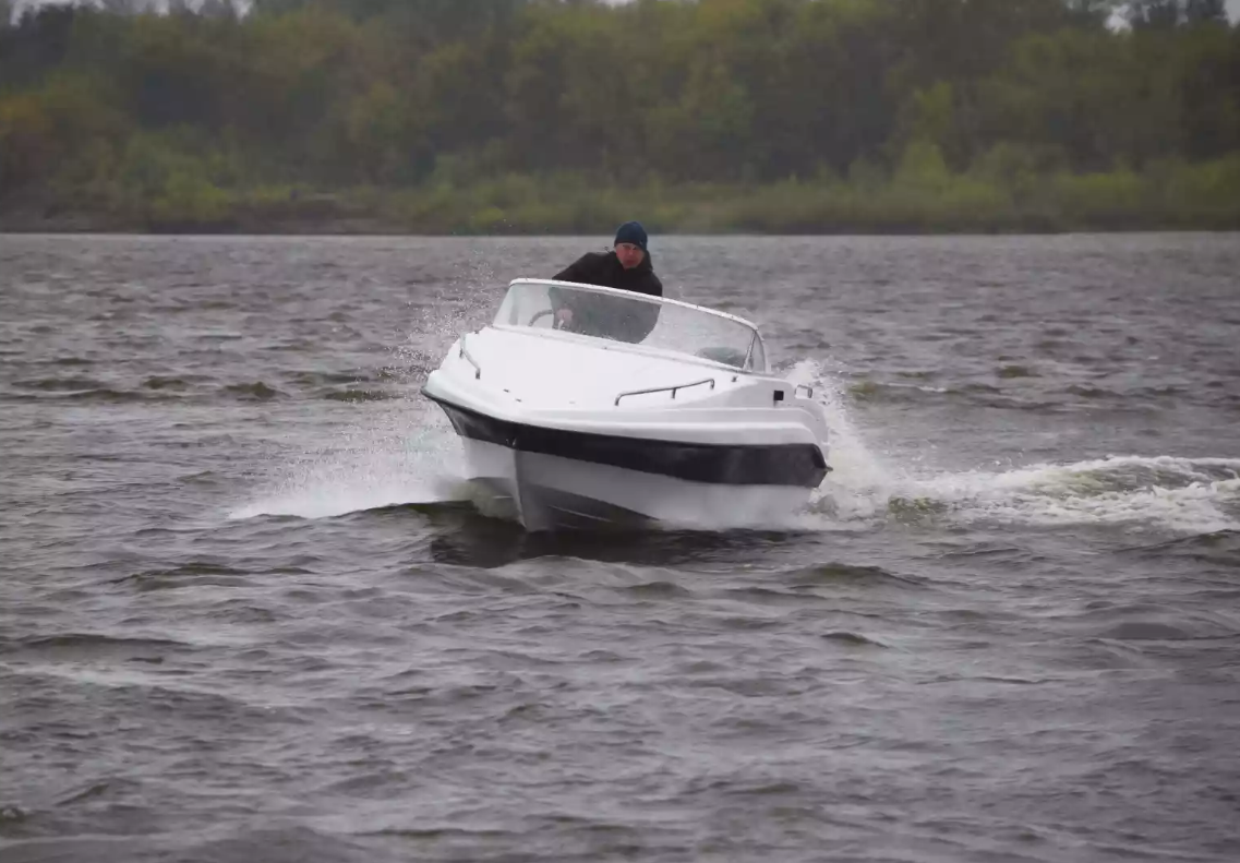 Стеклопластиковый катер Neman-500 Р в Екатеринбурге