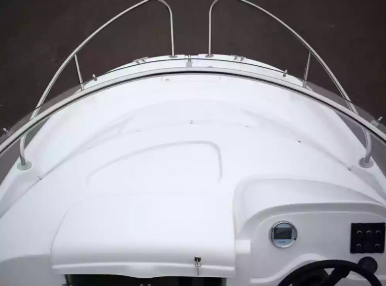 Стеклопластиковый катер Neman-530 с каютой в Екатеринбурге