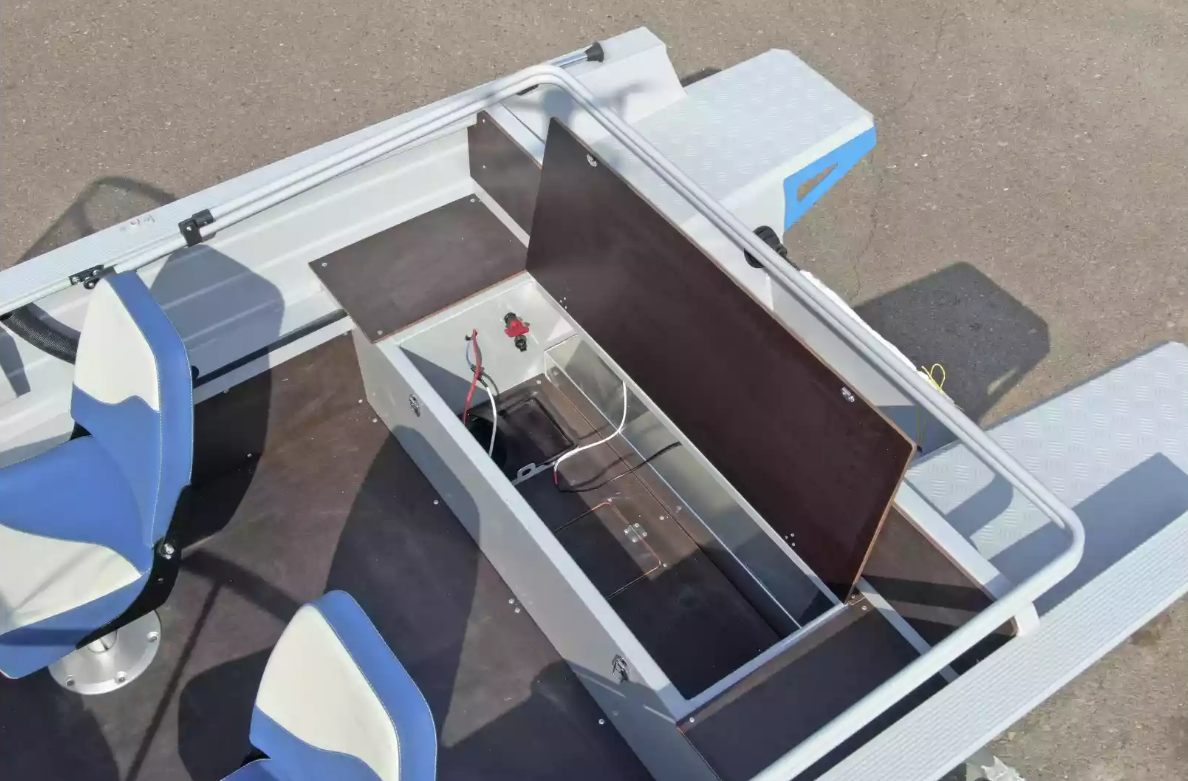 Алюминиевый катер Неман-420 DCM NEW в Екатеринбурге