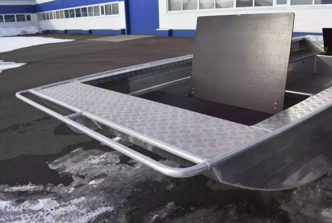 Алюминиевая лодка Wyatboat-490 Jonboat в Екатеринбурге