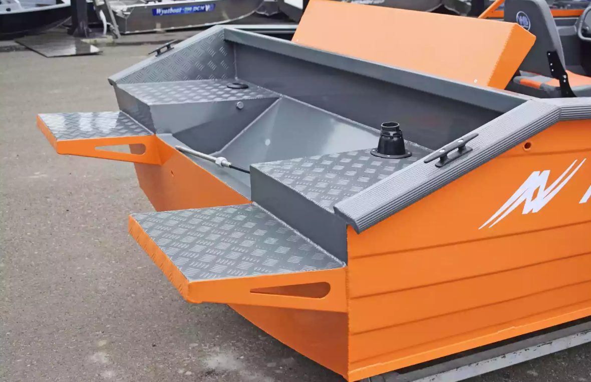 Алюминиевый катер Неман-480 DCM FISH в Екатеринбурге