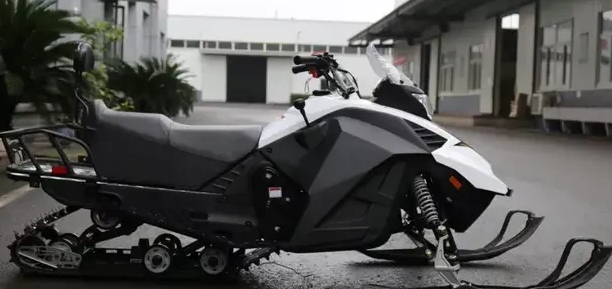 Снегоход ULAR 220 в Екатеринбурге