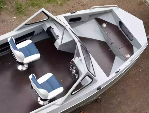 Алюминиевый катер Неман-500 DC Pro в Екатеринбурге