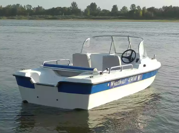 Стеклопластиковый катер Wyatboat-430 M (тримаран) в Екатеринбурге