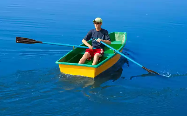 Стеклопластиковая лодка Малютка в Екатеринбурге
