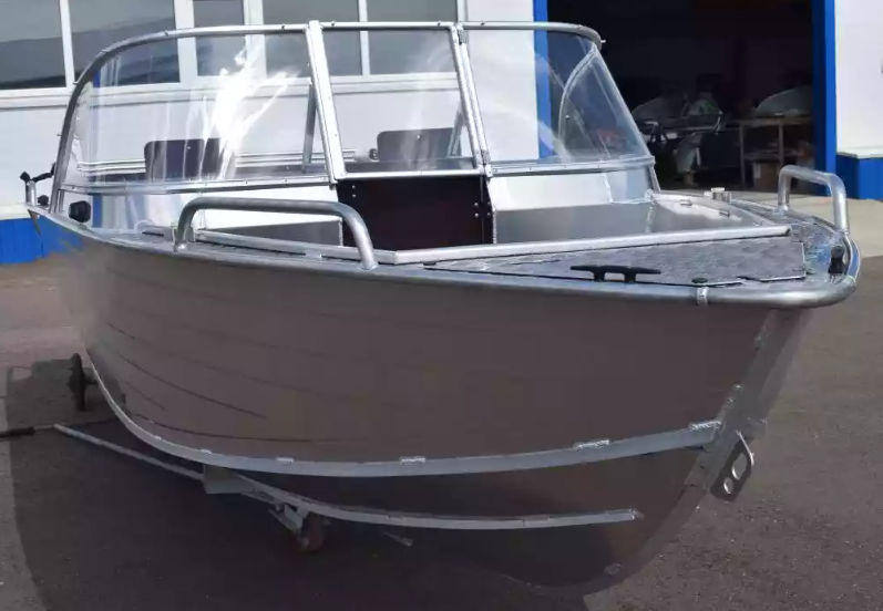 Алюминиевый катер WYATBOAT-550 DCM в Екатеринбурге