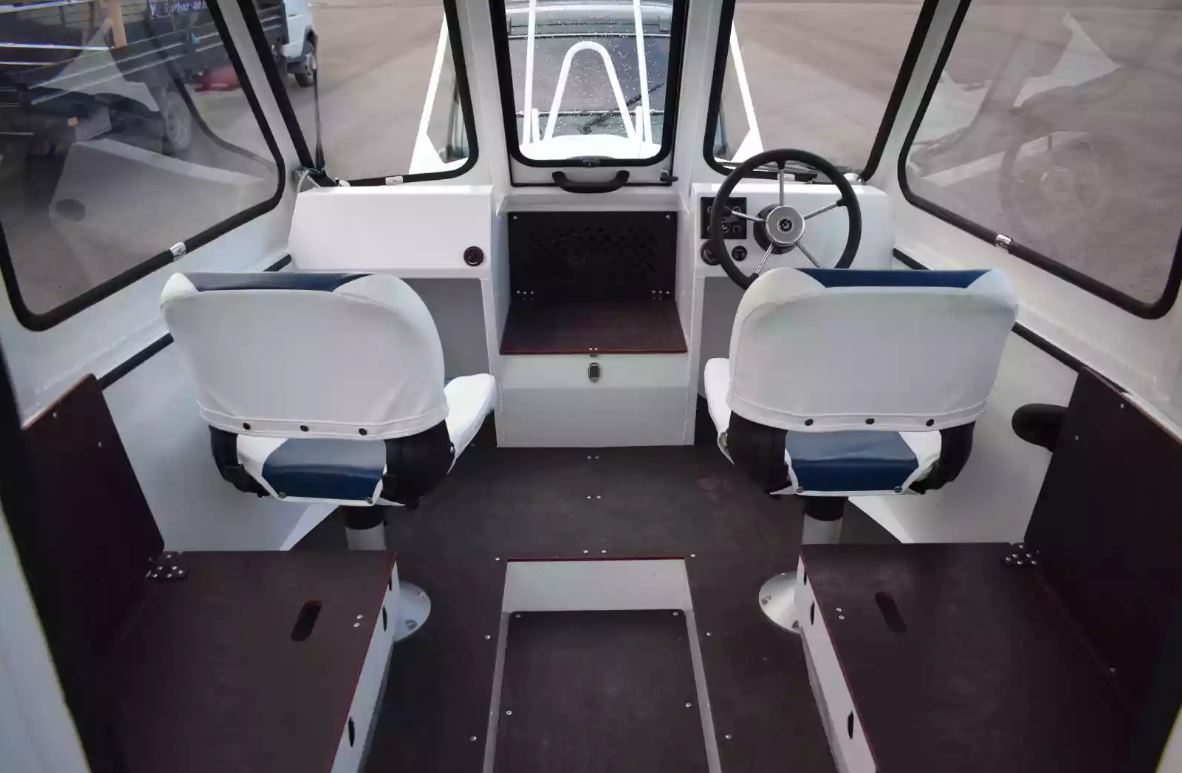 Алюминиевый катер Неман-500 (закрытая рубка) в Екатеринбурге