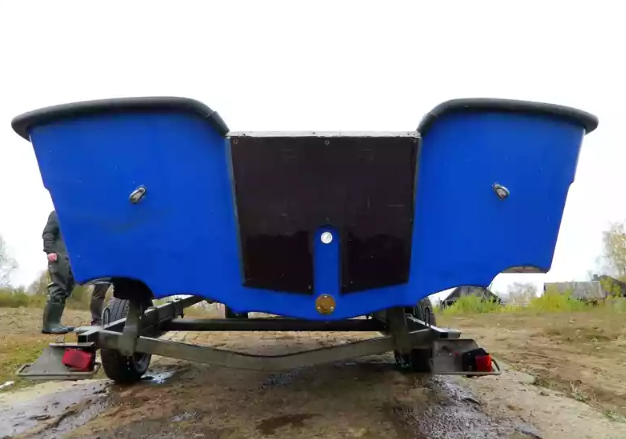 Стеклопластиковый катер Тримаран Wyatboat 430 C в Екатеринбурге