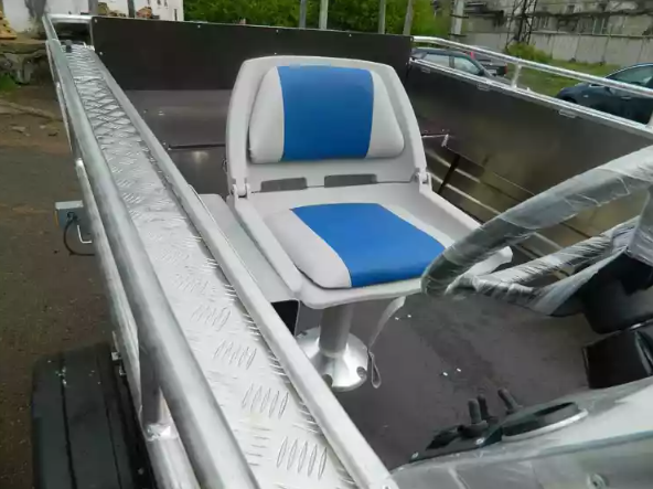 Алюминиевый катер Wyatboat-490 C в Екатеринбурге