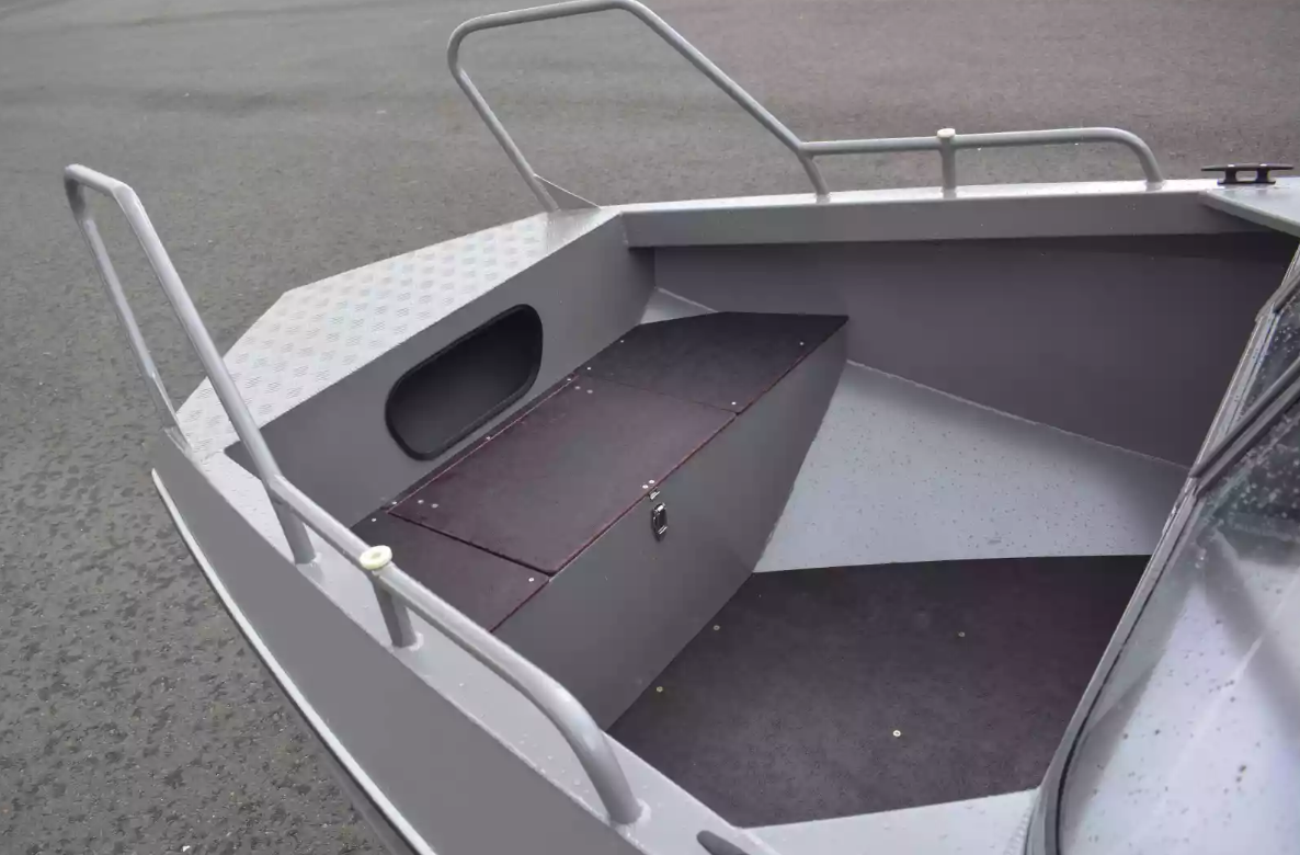 Алюминиевый катер Неман 550 DC в Екатеринбурге