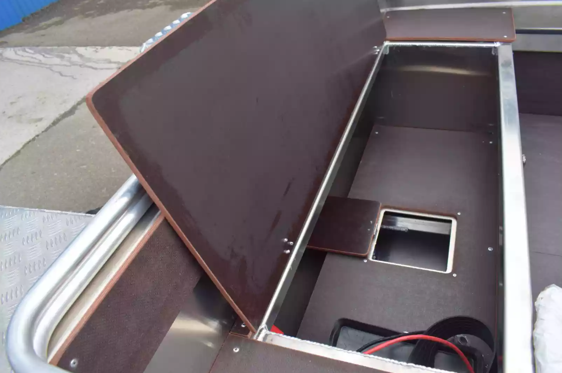 Алюминиевая лодка  Неман-400 DCM NEW в Екатеринбурге