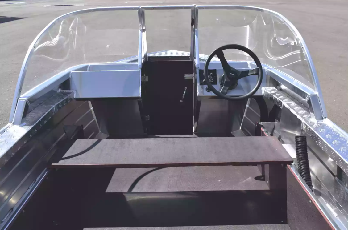 Алюминиевая лодка Wyatboat-390 DCM в Екатеринбурге
