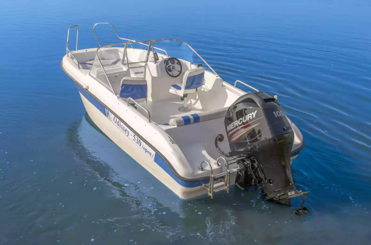 Стеклопластиковый катер Neman-530 Open в Екатеринбурге