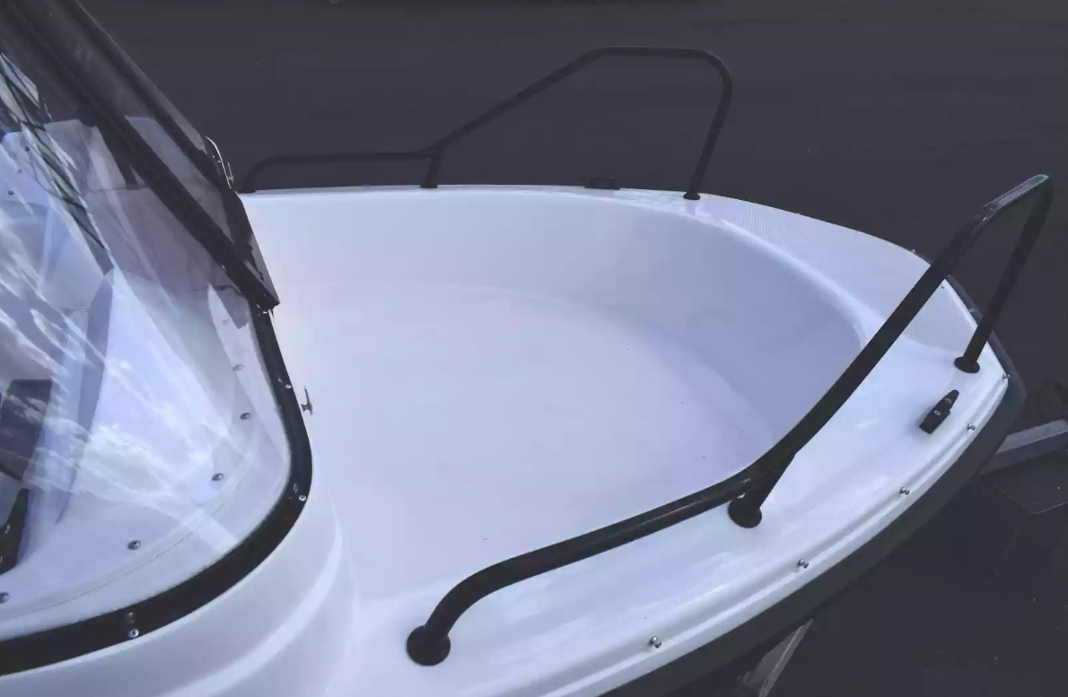 Комбинированный катер Wyatboat-430 DC в Екатеринбурге