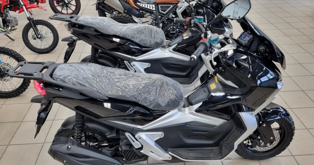 МаксиСкутер PROMAX ADV 200(49) (REPLICA HONDA) в Екатеринбурге