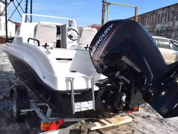 Комбинированный катер Neman-500 с каютой в Екатеринбурге