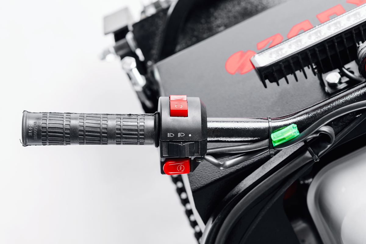 МОТОБУКСИРОВЩИК IKUDZO 1100/380 К8 в Екатеринбурге