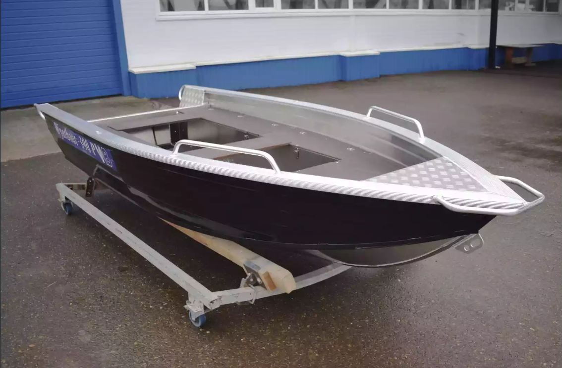 Алюминиевая лодка Wyatboat-390РМ в Екатеринбурге
