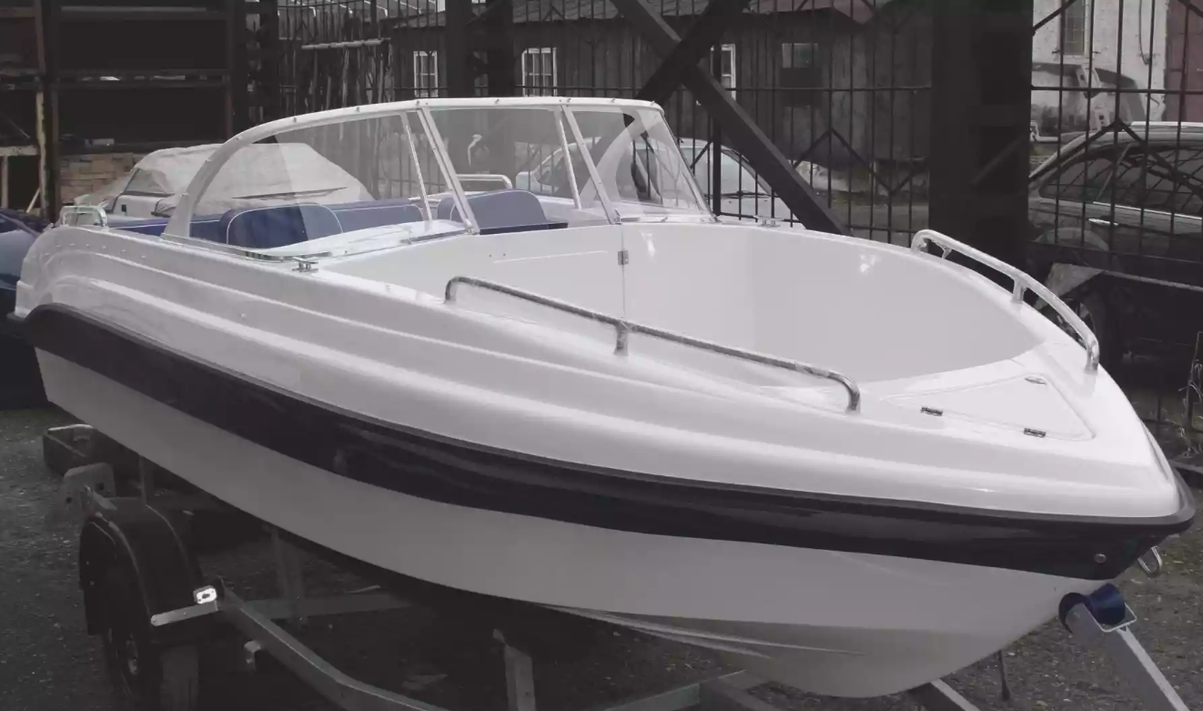 Стеклопластиковый катер Neman-500 Open в Екатеринбурге
