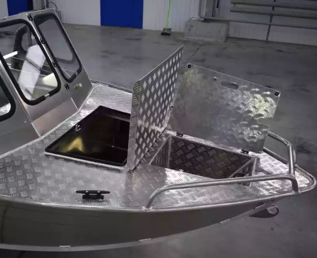 Алюминиевый катер Wyatboat-460 DCM Pro в Екатеринбурге