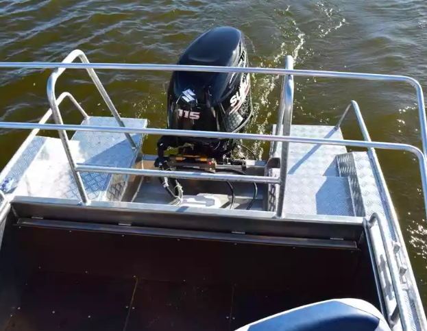 Алюминиевый катер Неман 550 с каютой в Екатеринбурге