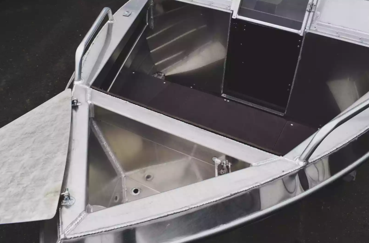 Алюминиевый катер Neman-400 DC в Екатеринбурге