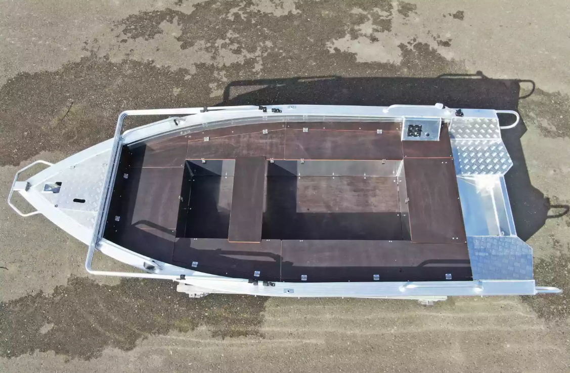 Алюминиевая лодка Wyatboat-390РМ в Екатеринбурге