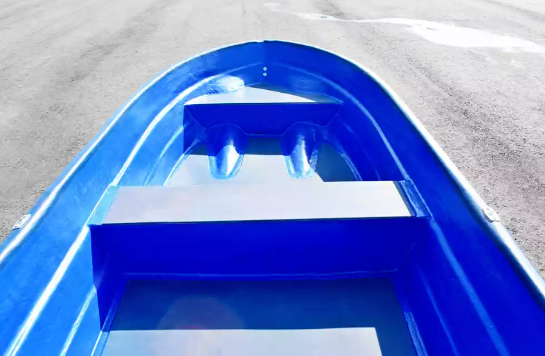 Стеклопластиковая лодка Neman-340 (тримаран) в Екатеринбурге