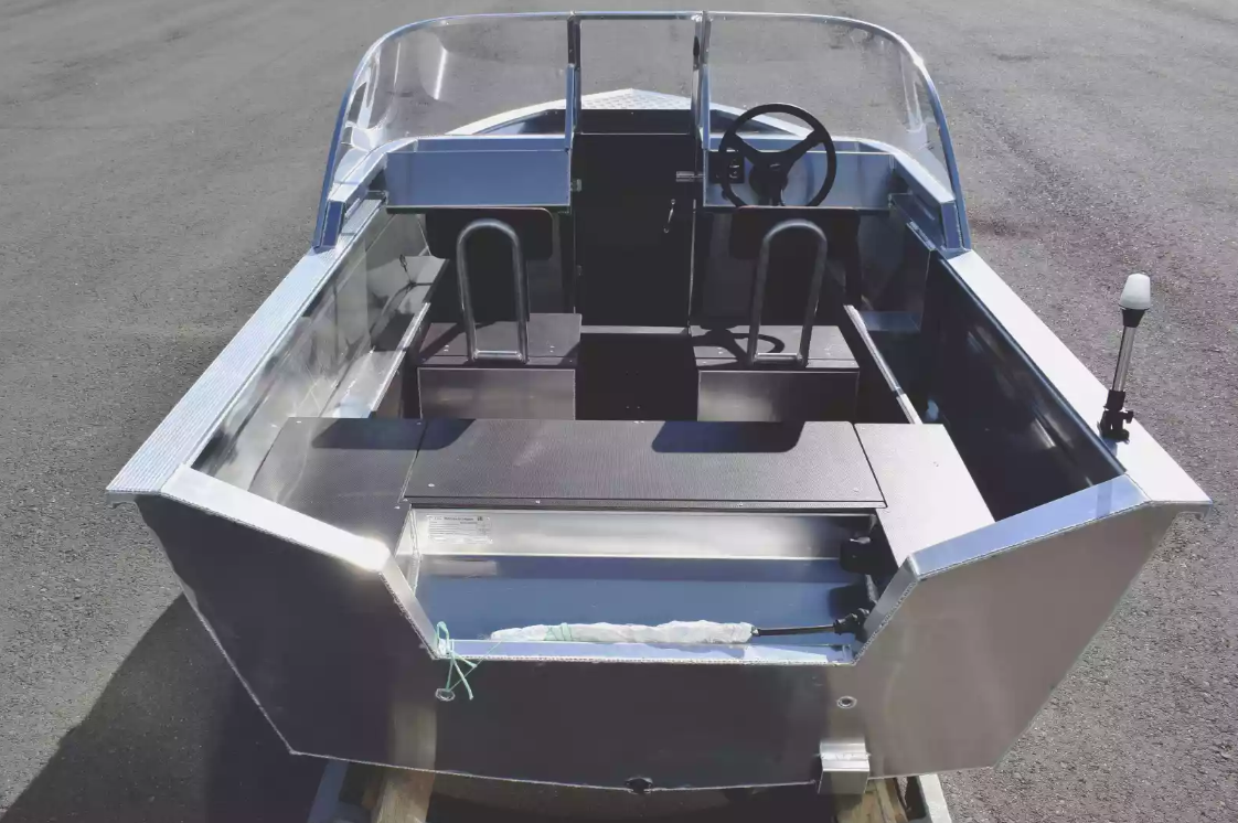 Алюминиевая лодка  Неман-400 DCM в Екатеринбурге