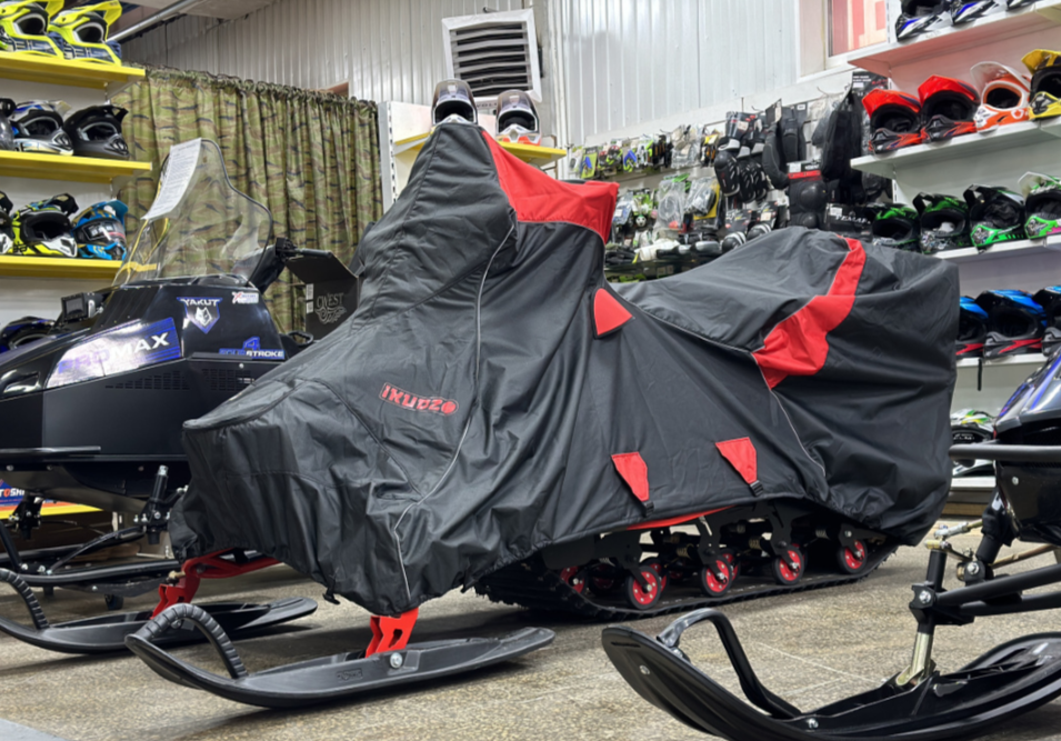 Чехол транспорт. снегохода IKUDZO HUNTER черно-красный Оксфорд ПРЕМИУМ качества с лого IKUDZO в Екатеринбурге