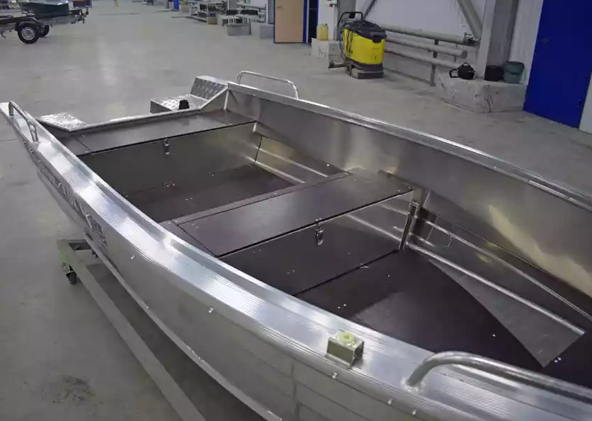 Алюминиевая лодка  Wyatboat-430 Р в Екатеринбурге