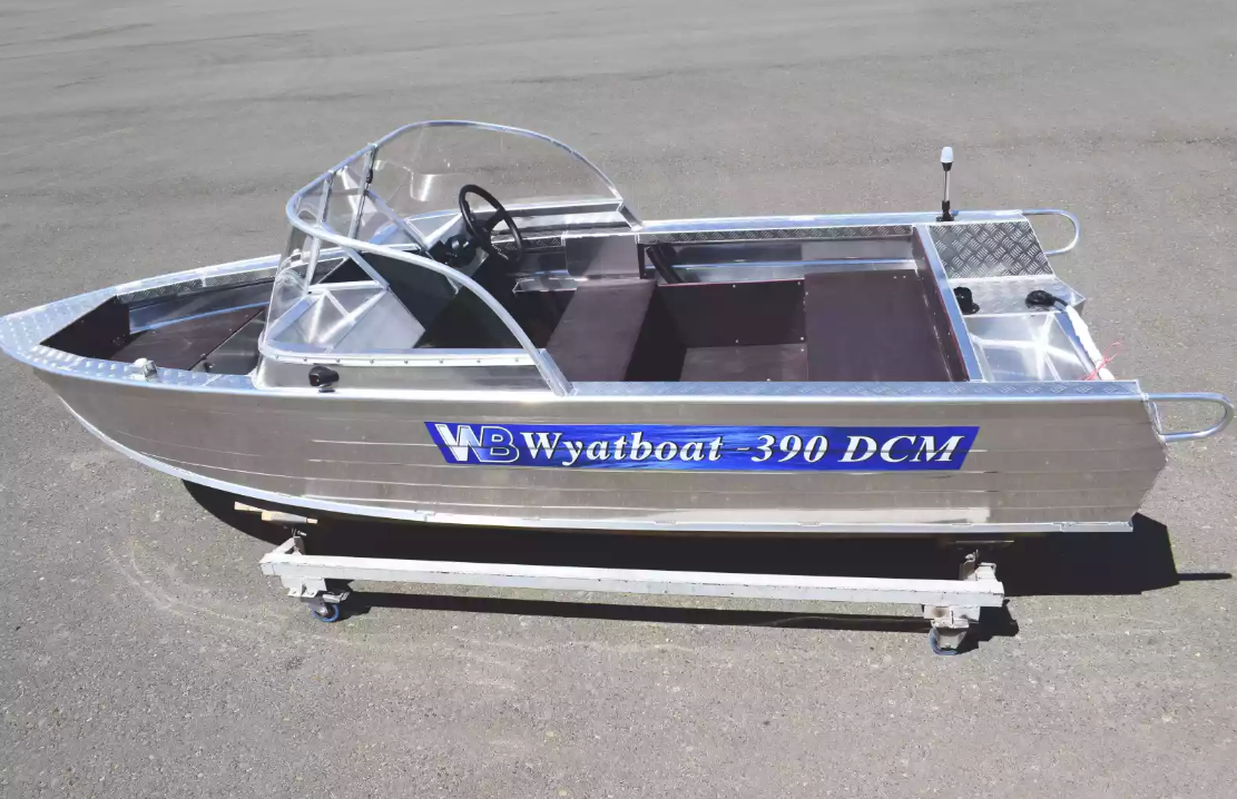 Алюминиевая лодка Wyatboat-390 DCM в Екатеринбурге