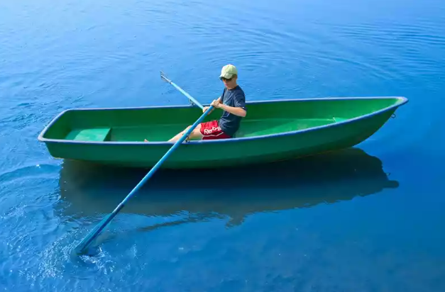 Стеклопластиковая Лодка Голавль в Екатеринбурге