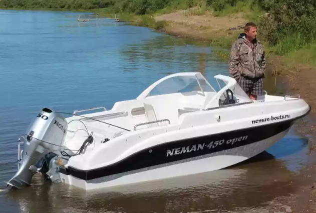 Стеклопластиковый катер Neman-450 Open в Екатеринбурге