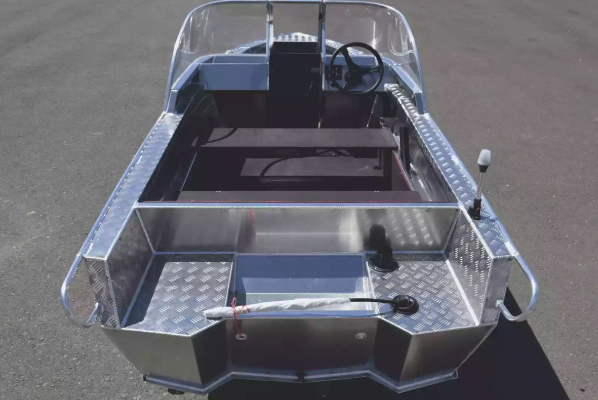 Алюминиевый катер Wyatboat-390 DCM в Екатеринбурге