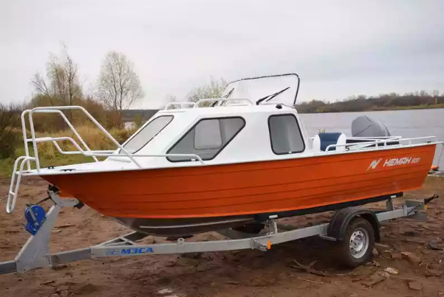 Алюминиевый катер Неман-500 (каютный) в Екатеринбурге
