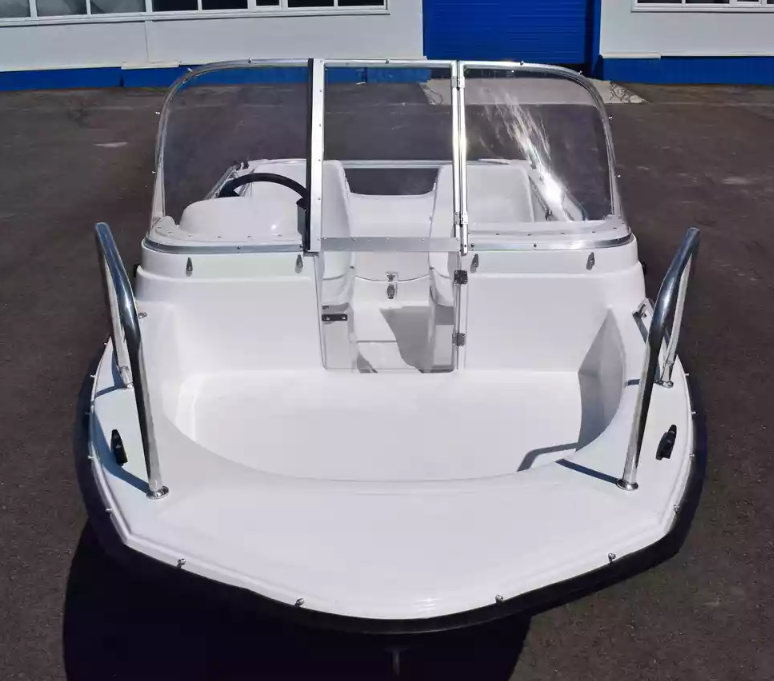 Стеклопластиковый катер Wyatboat-430 DC (тримаран) в Екатеринбурге