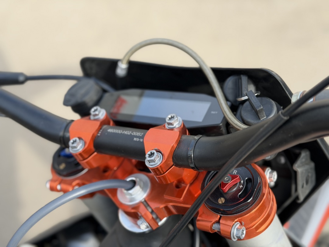 Кроссовый мотоцикл PROMAX HELLCAT KBS350 в Екатеринбурге