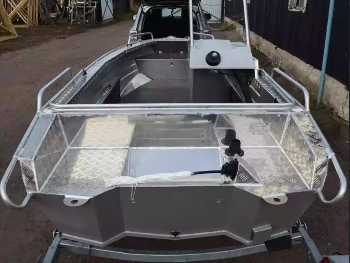 Алюминиевый катер Wyatboat-390 C в Екатеринбурге
