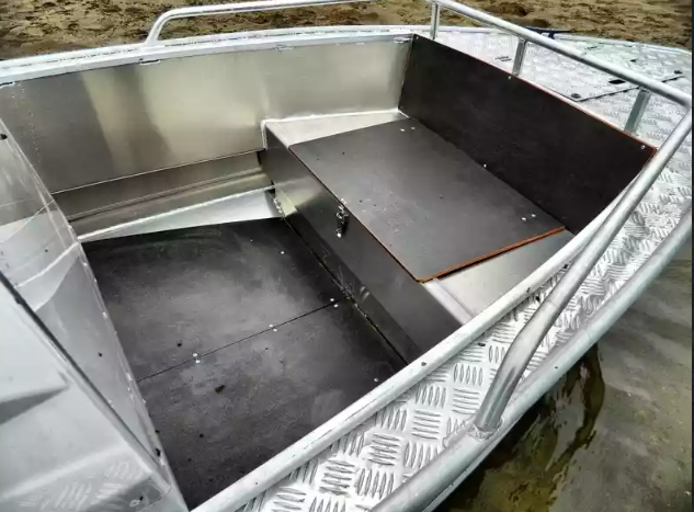 Алюминиевый катер Wyatboat-460 C в Екатеринбурге
