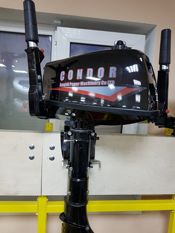 Лодочный мотор Condor T5HS без бака 12 л. в Екатеринбурге