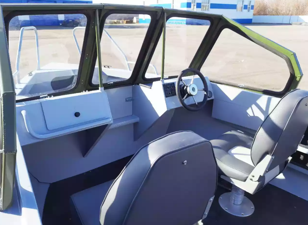 Алюминиевый катер Неман-550 DC Pro в Екатеринбурге