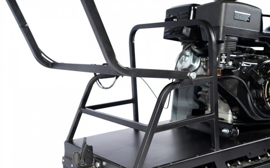 Мотобуксировщик БУРЛАК-M2 LFK 15 л.с. Промысловик в Екатеринбурге