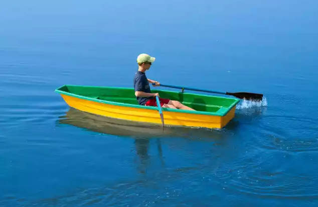 Стеклопластиковая лодка Малютка в Екатеринбурге