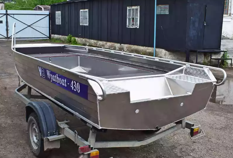Алюминиевая лодка  Wyatboat-430 Master в Екатеринбурге